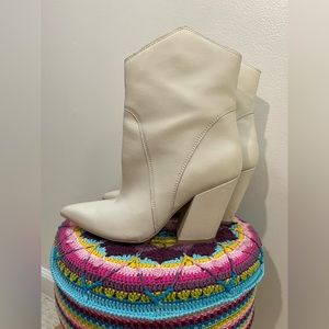 Above ankle booties, cream, size 7 women’s